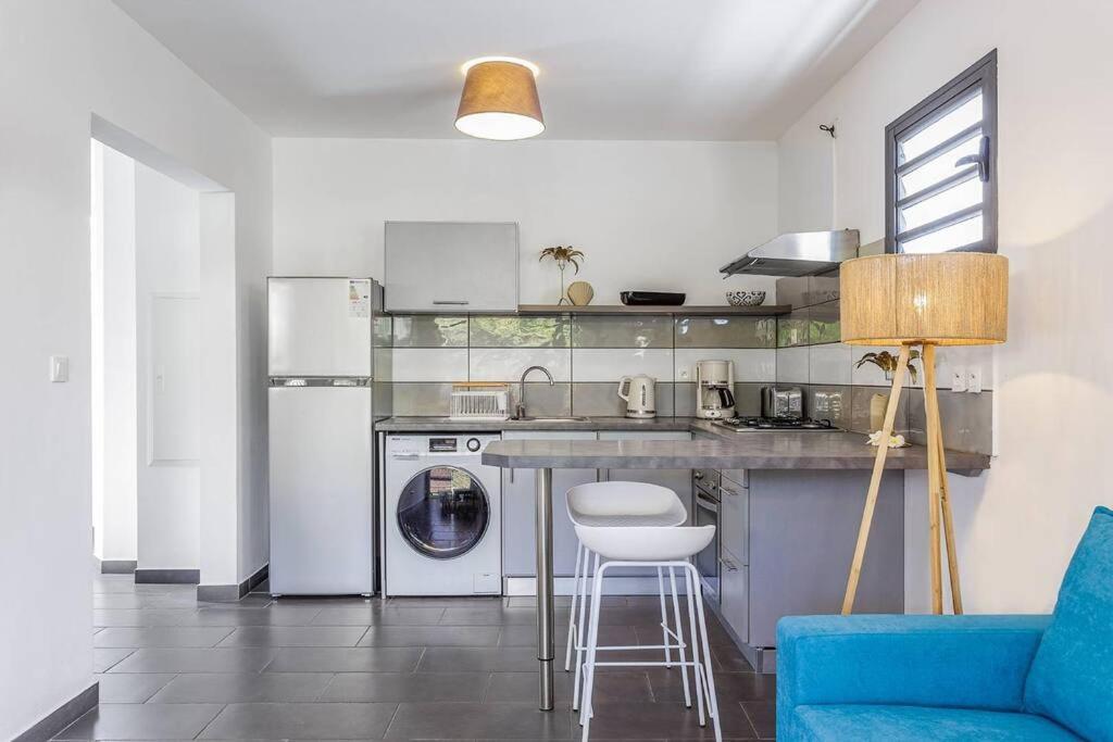Corail - Maison 2 Chambres A 50 M De La Plage De L'Etang-Sale-Les-Bains 외부 사진